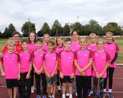 Neue Aufwärmshirts für Kinderleichtathletik-Team der LGR